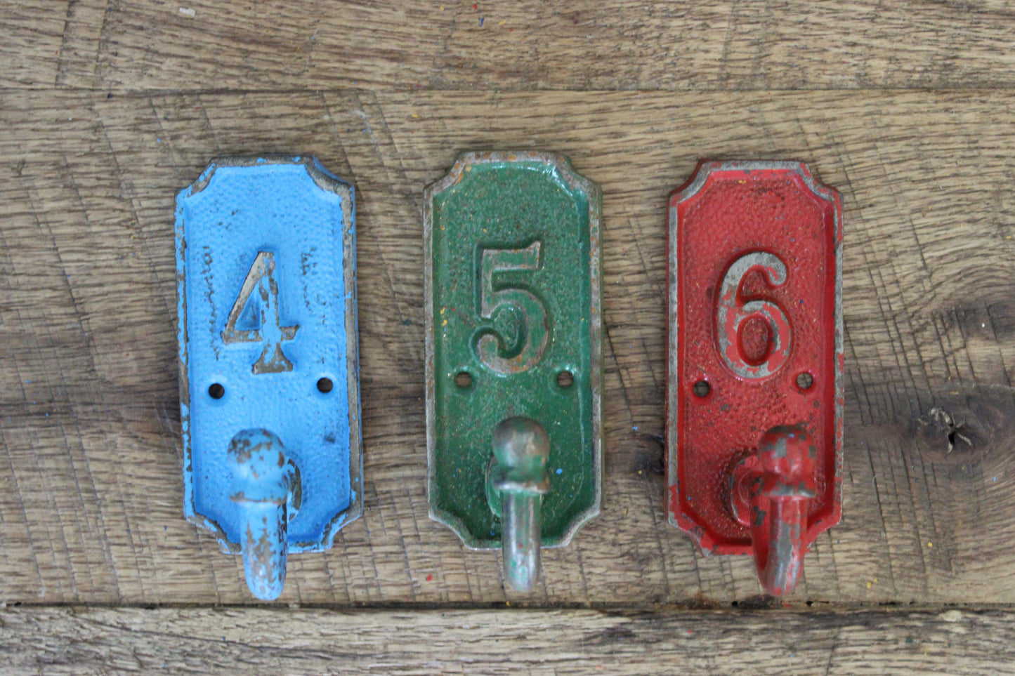 Cast Iron Numbered Hooks