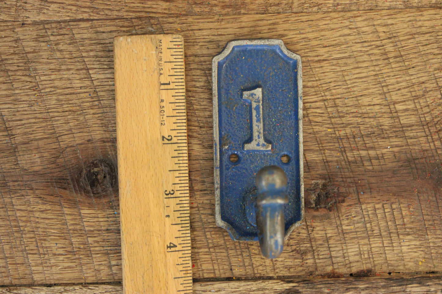 Cast Iron Numbered Hooks